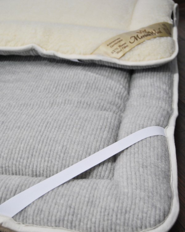 MERINO PURE WOOL BED COVER Wool Mattress Topper  65/220cm ( CAR BED SHAPE )